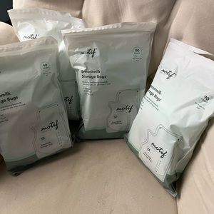 Motif breast milk storage bags